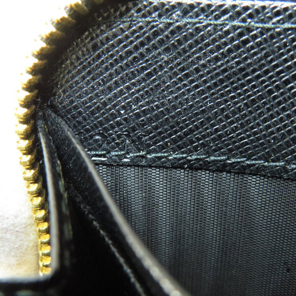 PRADA Black Leather Saffiano Wallet - Picture 6 of 11